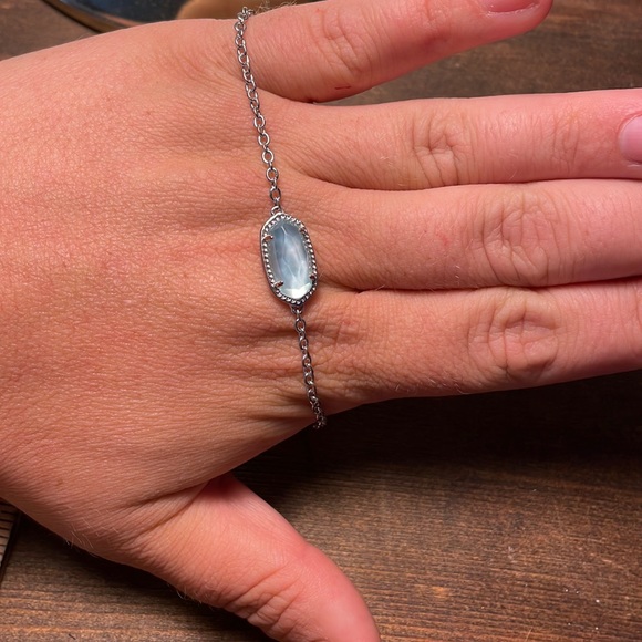 Kendra Scott Elaina Bracelet - Silver with Ivory Pearl Gem - Picture 1 of 6